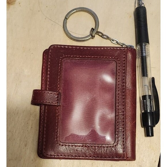 Wilsons Leather Pelle Studio Wallet – Italian Leather, Maroon, Snap Closure - Picture 2 of 5